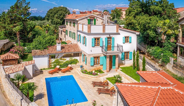 Beautiful home in Porec