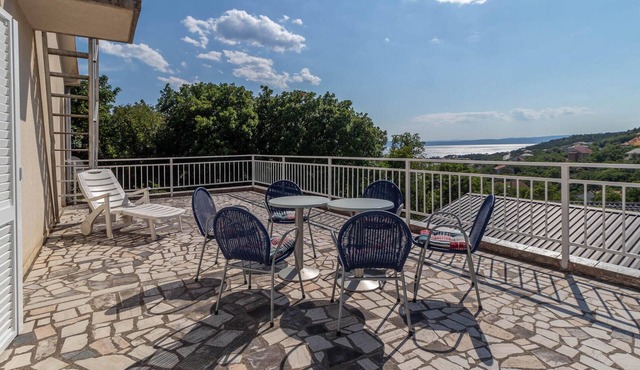 Beautiful home in Povile with WiFi