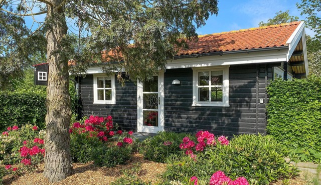 Beautiful home in Præstø with WiFi