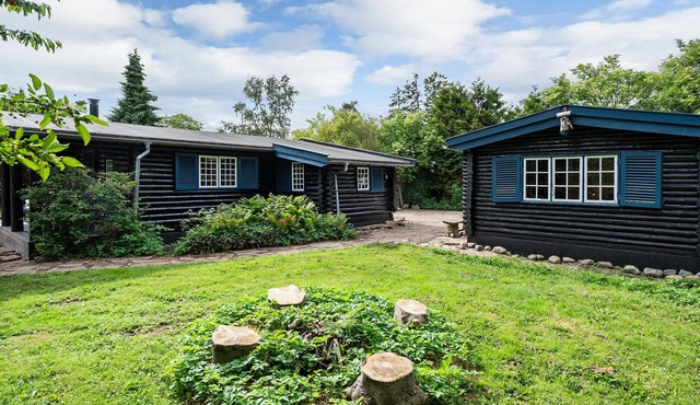 Beautiful home in Præstø with WiFi