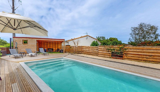 Beautiful home in Prayssas