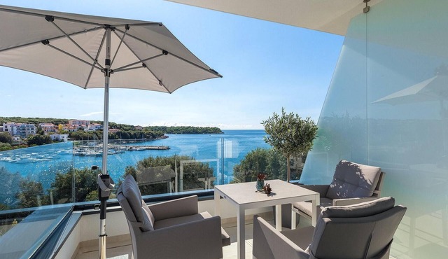 Beautiful home in Pula