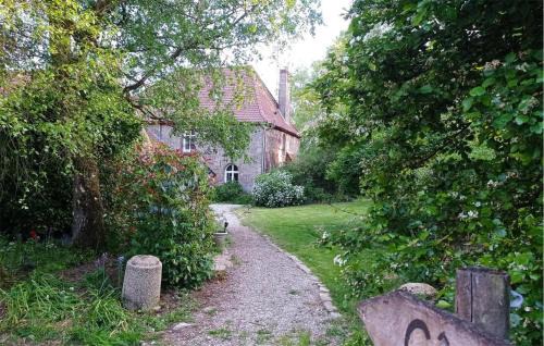 Beautiful Home In Renty With Wifi
