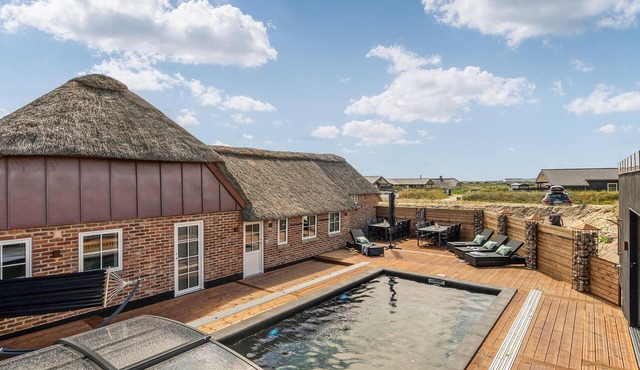 Beautiful home in Ringkøbing with sauna