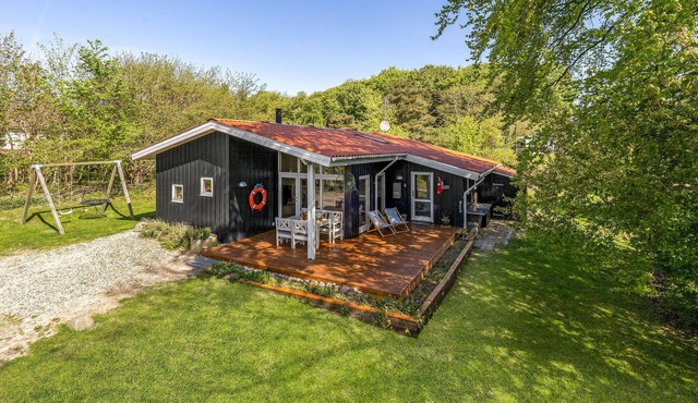 Beautiful home in Rudkøbing with sauna