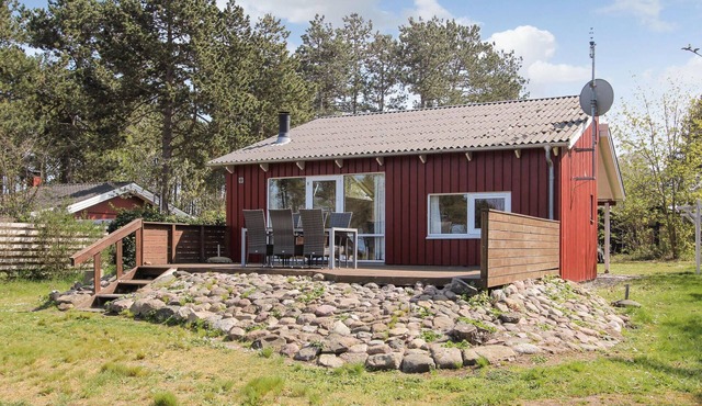 Beautiful home in Samsø with kitchen