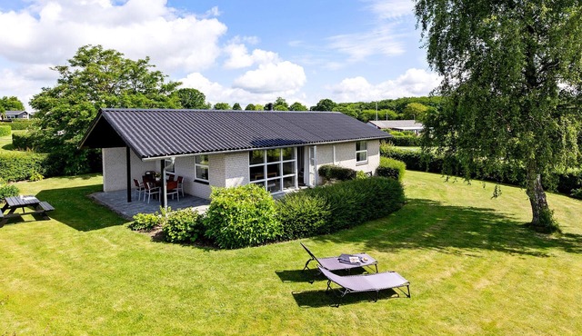 Beautiful home in Sydals with house sea view