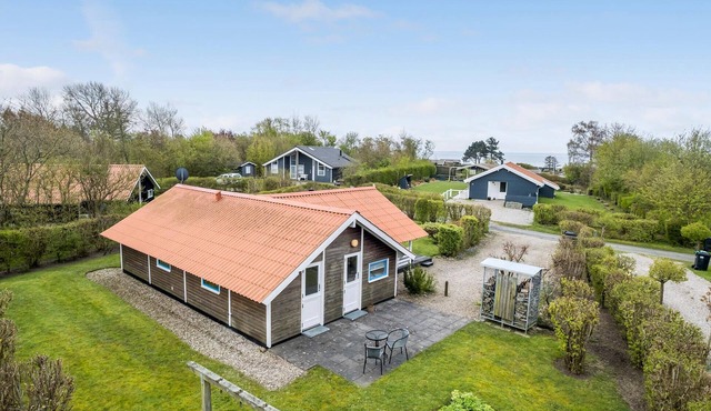 Beautiful home in Sydals with kitchen