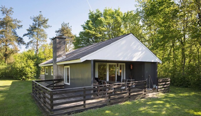 Beautiful home in Toftlund with WiFi