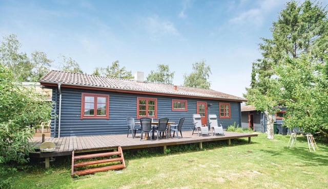 Beautiful home in Torrig L with WiFi