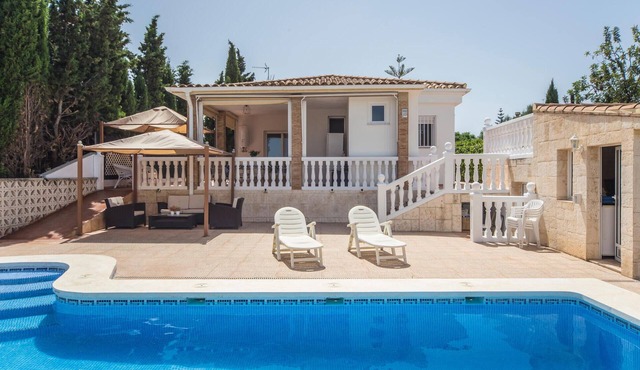 Beautiful home in Torrent