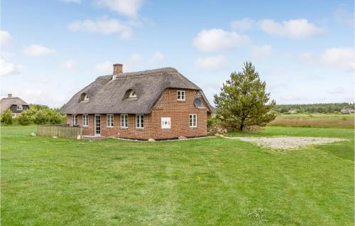 Beautiful Home In Ulfborg With Kitchen