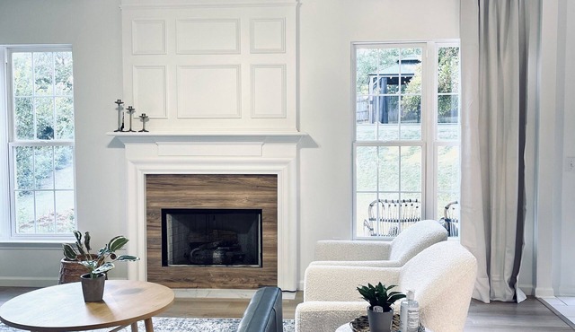 Beautiful home in the Heart of Five Forks, Simpsonville!