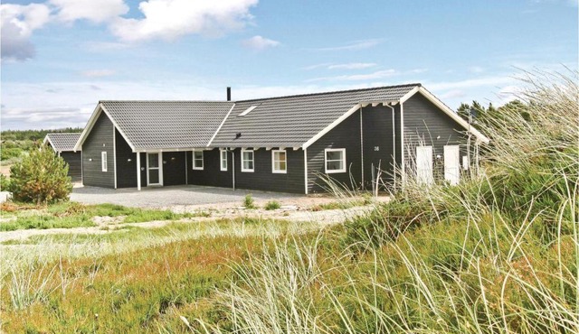 Beautiful Home In Vejers Strand With Sauna