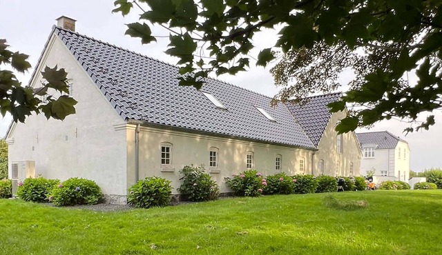 Beautiful home in Vejle with WiFi