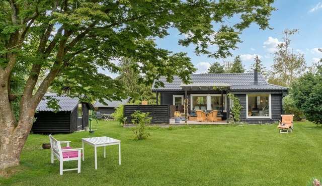 Beautiful home in Vig with WiFi