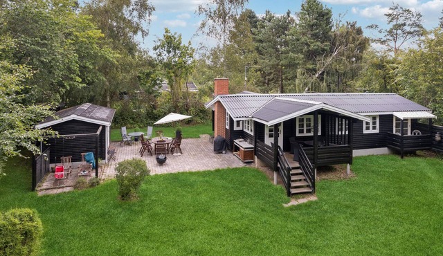Beautiful home in Vig with WiFi
