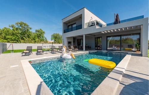 Beautiful Home In Zadar