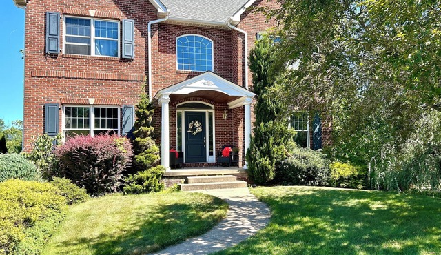 Beautiful Home located near the 2025 US Open in Oakmont.