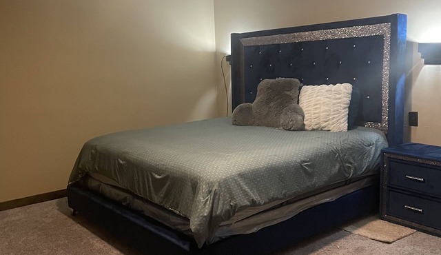 Beautiful home located in Southfield Mi. Quite friendly neighborhood