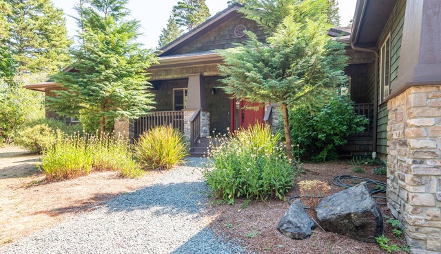 Beautiful home near Bandon Dunes