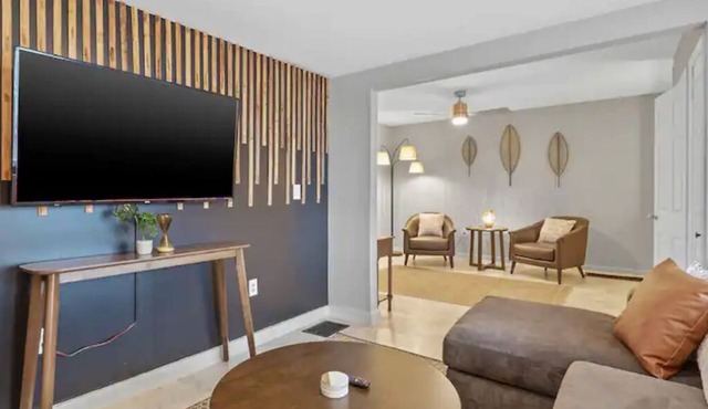 Beautiful home near downtown and Syracuse Uni