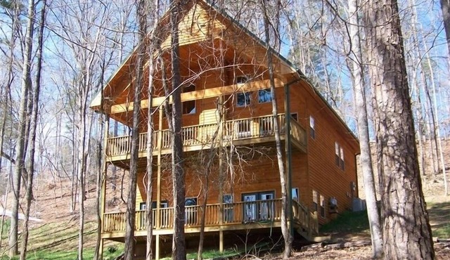 Beautiful Home on Lake Hartwell