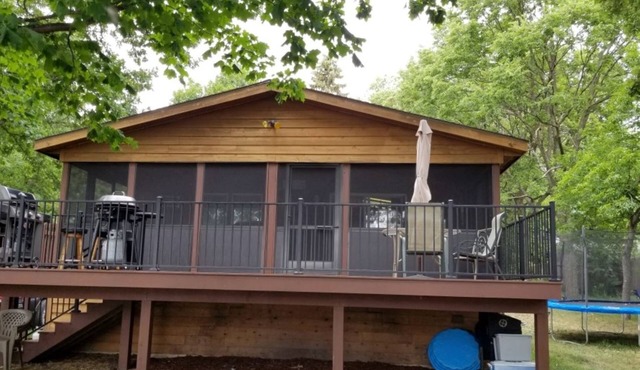 Beautiful Home on Lake Washington - Pontoon Included with Rental!