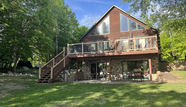 Beautiful home on large secluded lot. Perfect for your family vacations!