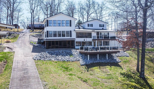 Beautiful home with private boat dock, ramp, & hot tub near The Moors.