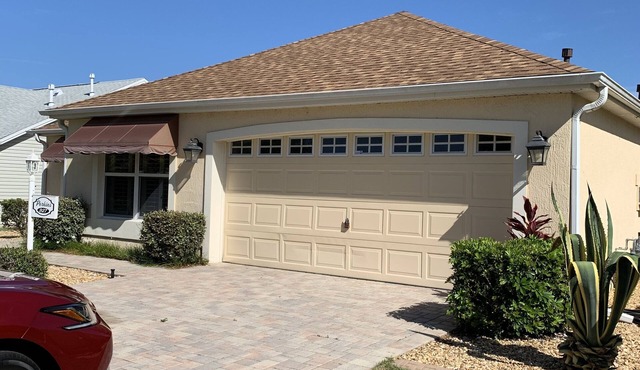 Beautiful home within Walking distance to Sumter Landing