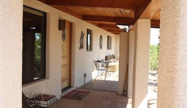 Beautiful home with pool, private, close to UA & Downtown, arts. Great prices!