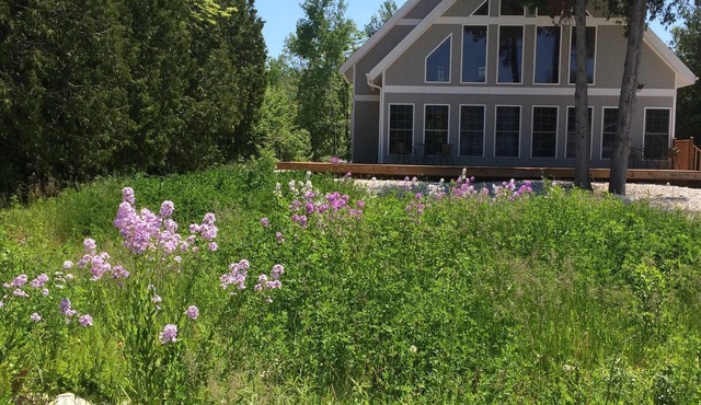 Beautiful Home With Water Views in Peaceful Gills Rock