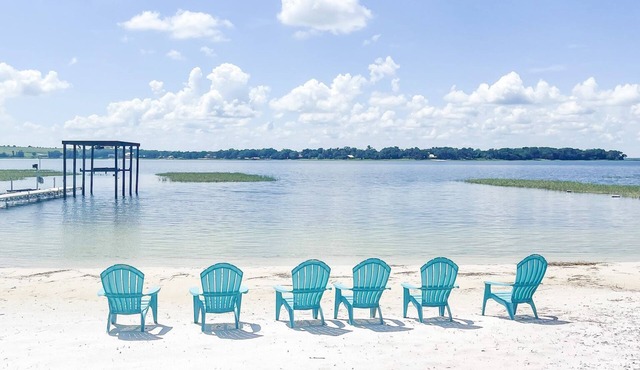 Beautiful home with white sand beach on stunning Crooked Lake