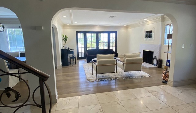 Beautiful home with amazing views local to LA fun