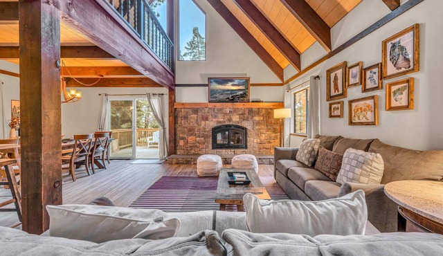 Beautiful Homewood Retreat with Deck and Grill