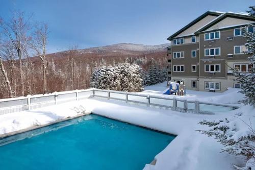 Beautiful hotel in Vermont Smugglers Notch 1BD near Disc Golf Center