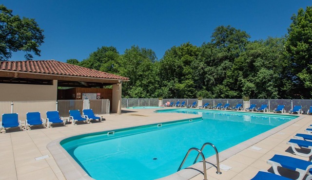 Beautiful house in a holiday park with a pool