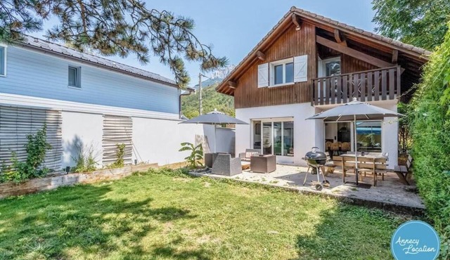Beautiful House Just Steps from Lake Annecy – Ideal Location and Quality Amenities