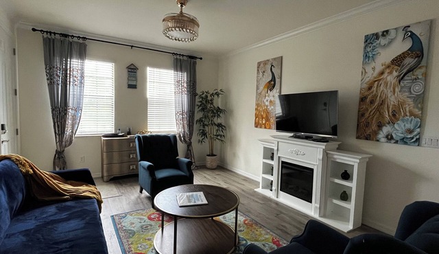 Beautiful house 16 min away from the beach & 10 min away from mineral springs!