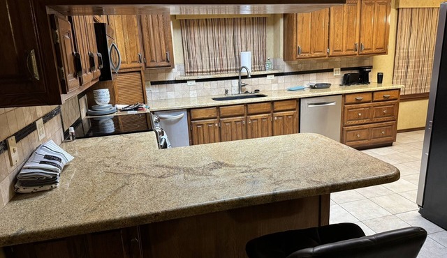 Beautiful house, 2 acre private property, lot of trees, inside a safe community