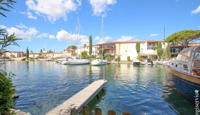 Beautiful house 4/5 persons et 12 m mooring