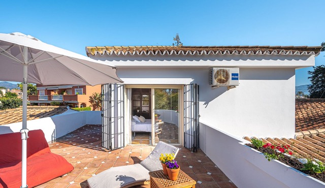 BEAUTIFUL HOUSE 5 MINUTES WALKING FROM THE BEACH