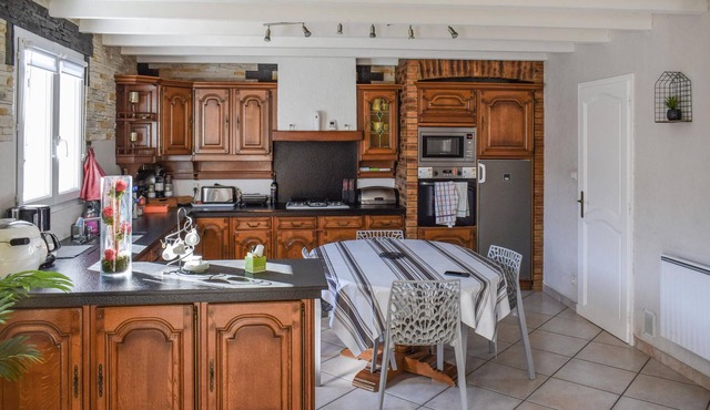 Beautiful house at the foot of the regional nature park of the Pibeste-Aoulhet massif.