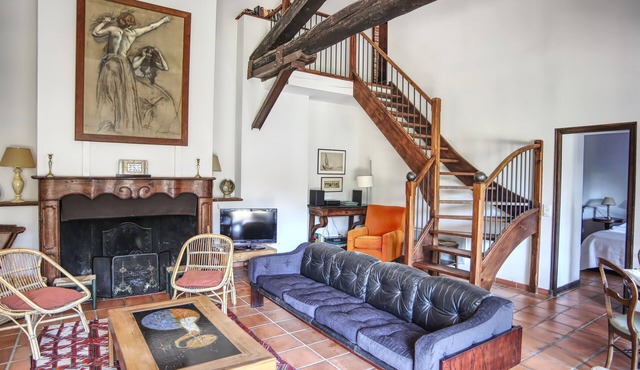 Beautiful house complex in a Catalan farmhouse, ideal for groups