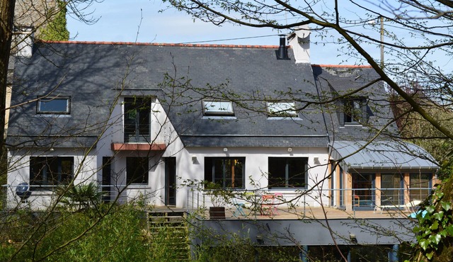 BEAUTIFUL HOUSE IN DINAN WITH LARGE TERRACE AND SPACIOUS ROOMS