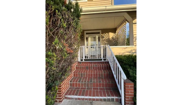 Beautiful house in Dundalk close to Baltimore downtown, I95 ,I85 ,BWI Airport