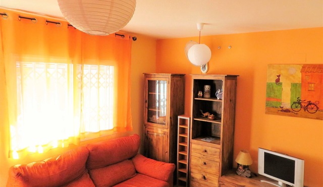 Beautiful house in urb. international