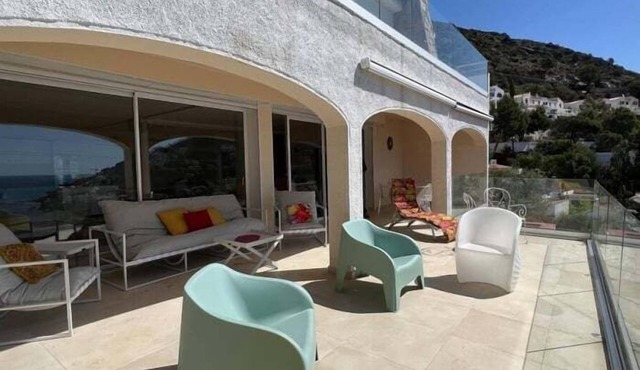 Beautiful house in Roses near the beach Av-45