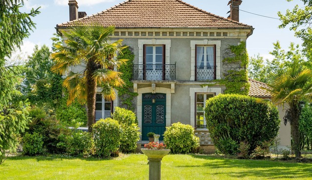 Beautiful house in HAGETMAU